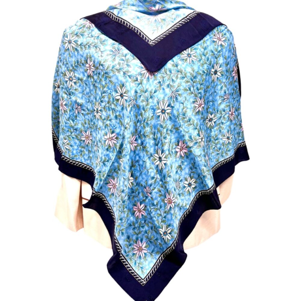 Japan Made Vgt.  MOONBAT  Scarf 100%  Sillk Blue black Floral   35" X 35" (30)